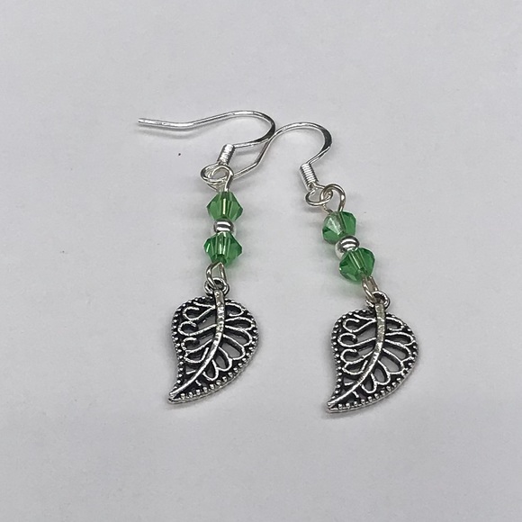 Leaf Charm Dangle Earrings Green Accent - Picture 2 of 3